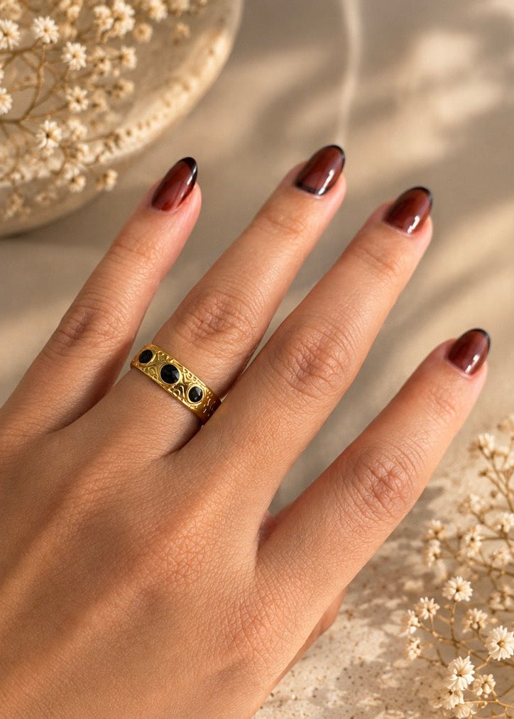 Black Dot Ring