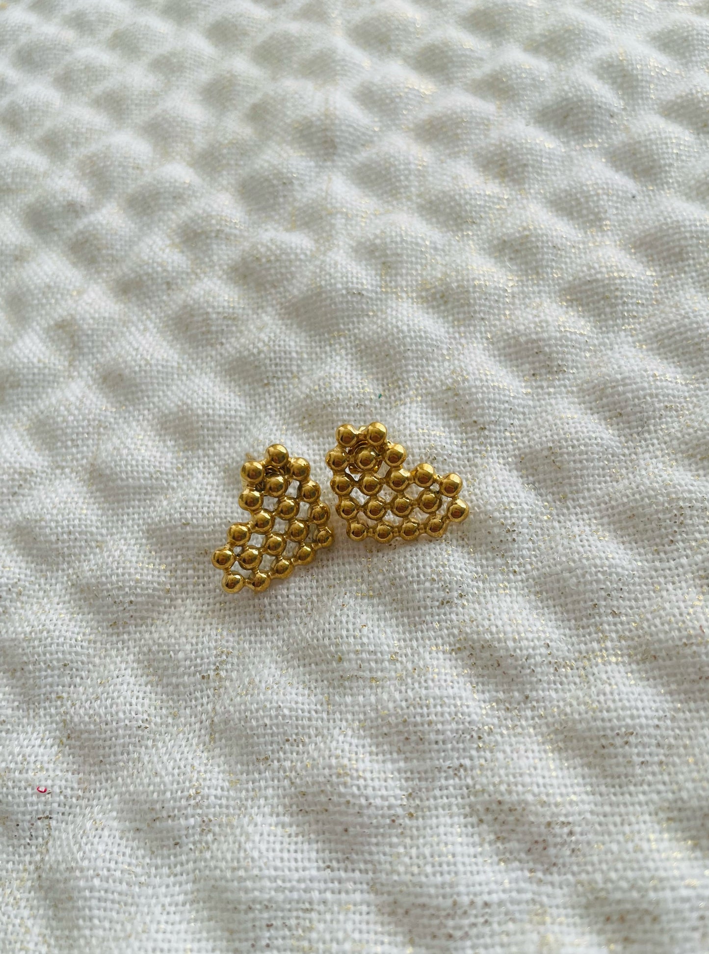 Bubble Heart Stud