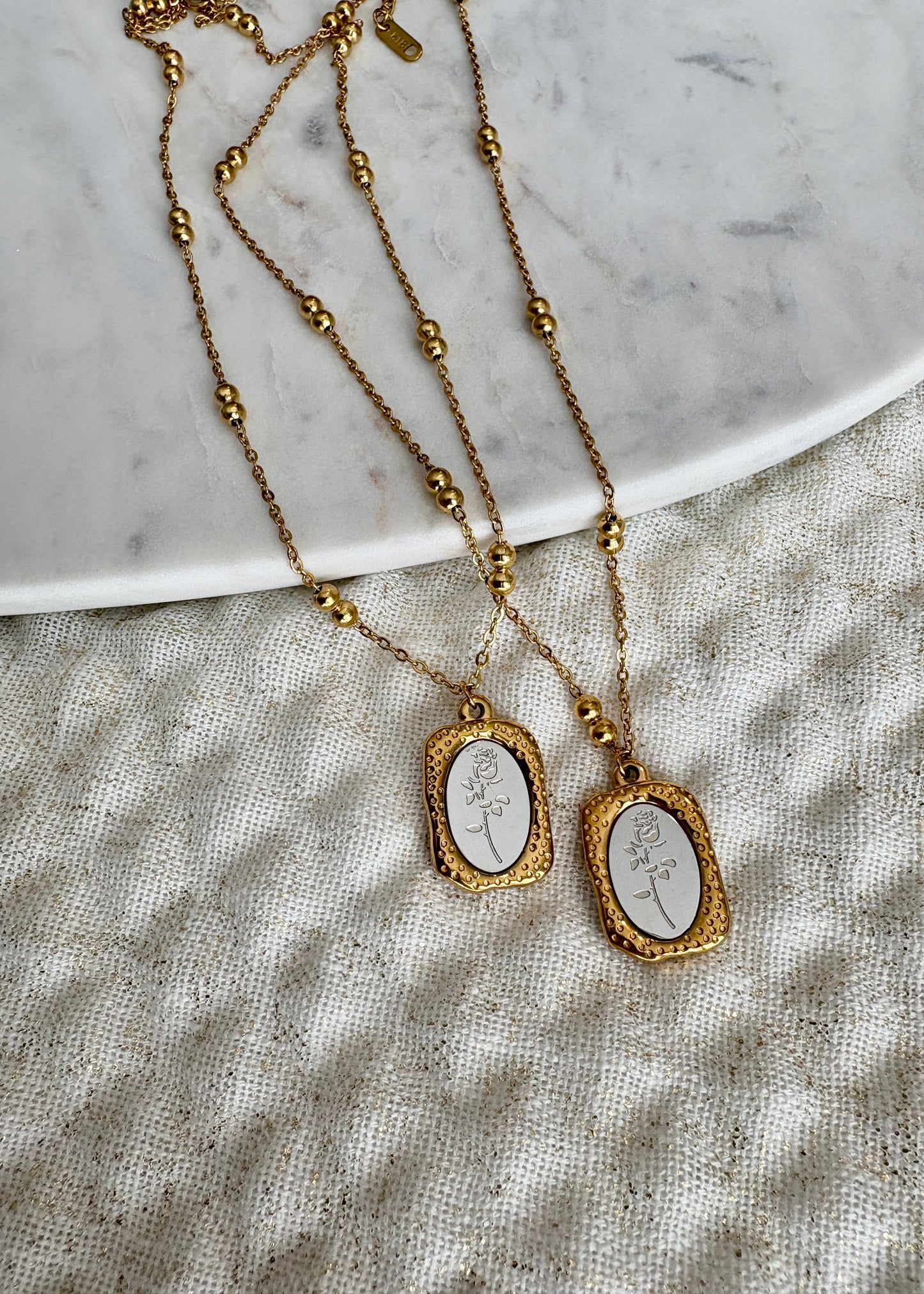 Como la Flor Necklaces