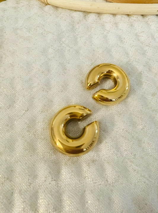 Nally Ear Cuff
